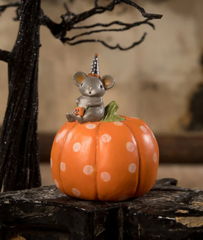 Halloween Mouse On Pumpkin MA2077 Bethany Lowe